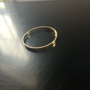 14k Gold Bangle Bracelet